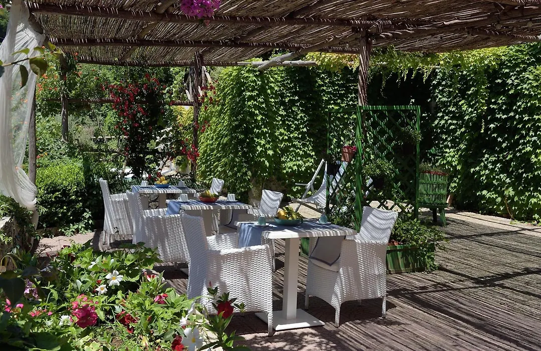 Aquarius Maiori B&B-1